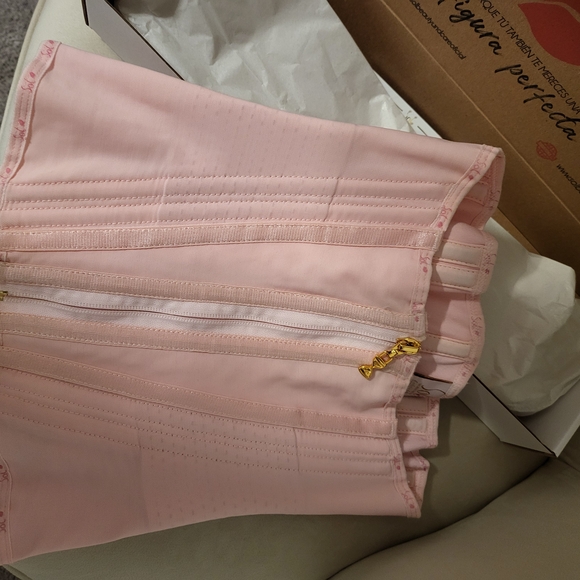 SOL Beauty And Care Extreme  Waist Trainer - Picture 2 of 2